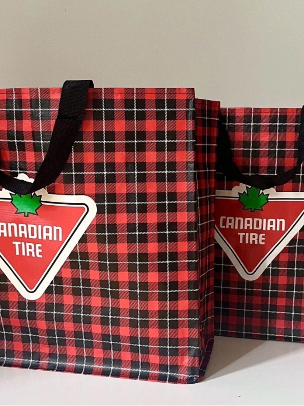 *BUY 1 GET 1 FREE* BRAND NEW Canadian Tire Buffalo Plaid Reusable Tote Bag